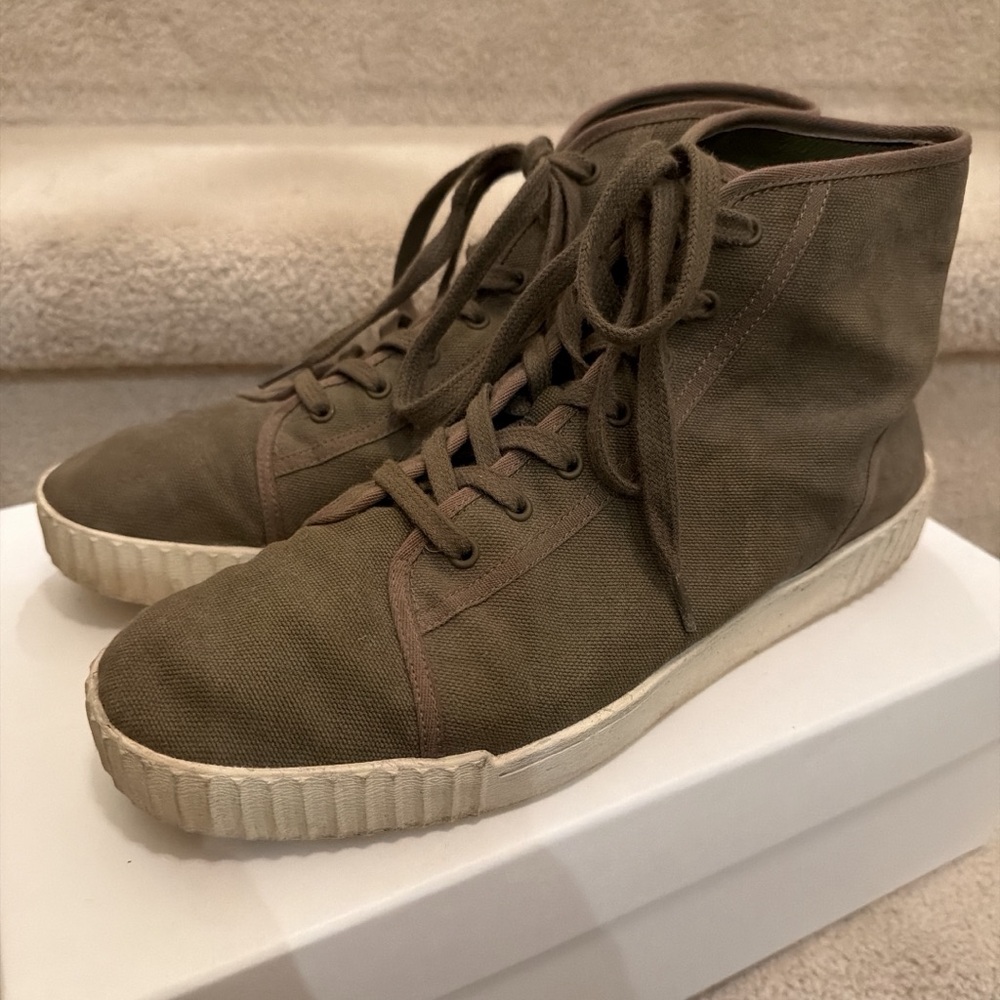 Vince Wolfe high top sneakers